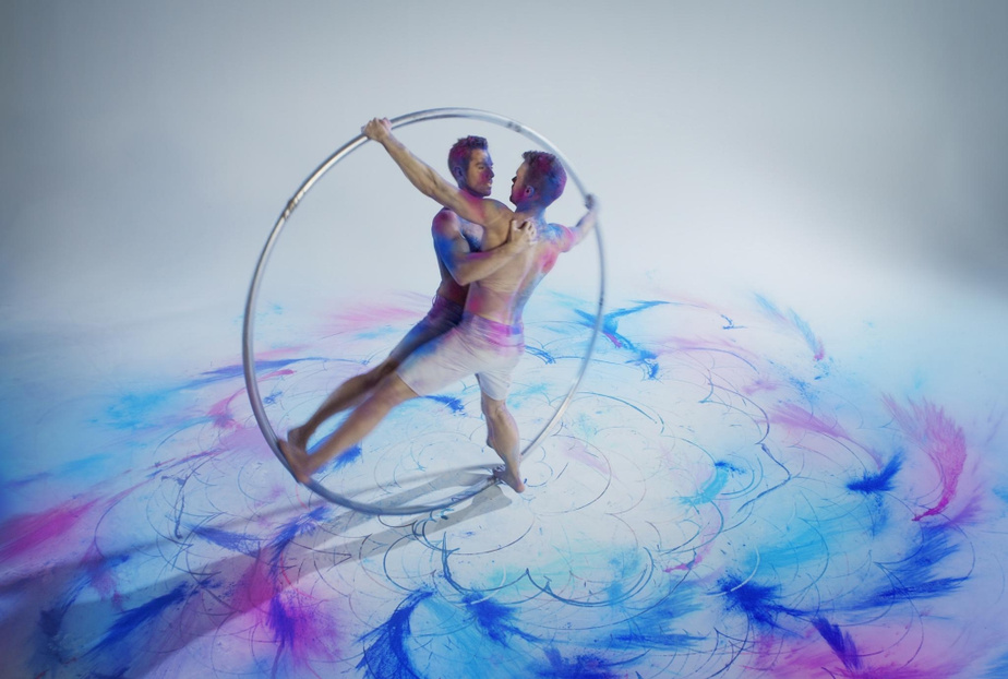 A photo of two hoop acrobat dancers from the pro shot video of The Arrow by Matthew Richardson.